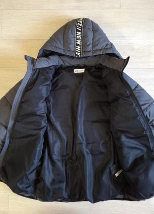 Теплая демисезонная куртка h&m указано 10-11 лет4 фото