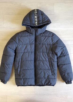 Теплая демисезонная куртка h&m указано 10-11 лет1 фото