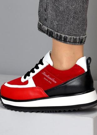 Стильные женские кроссовки, натуральные в красном цвете, легкая модель на шнурках 36,37,38,39,40,411 фото