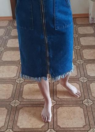 Юбка джинсовая меди 44 размер синяя бахрома