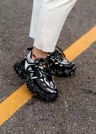 Женские стильные кроссовки no brand 37р, black patent, art 007