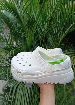 Крокс классик клог хайкер платформа белые crocs hiker xscape clog white