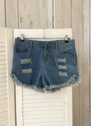 Крутые стильные шорты