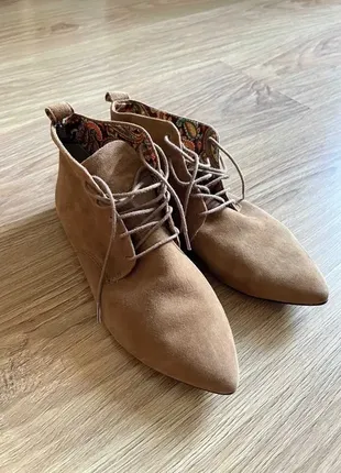 Замшеві черевики vagabond