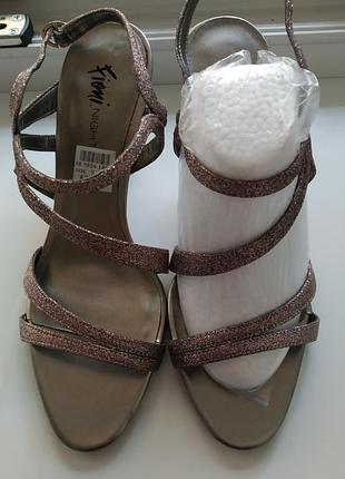 Босоножки fioni night