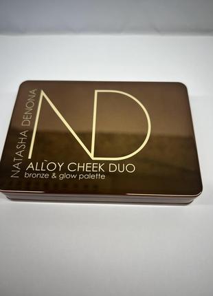 Палетка хайлайтер + бронзер natasha denona alloy cheek duo bronze &amp; glow palette 20g.2 фото