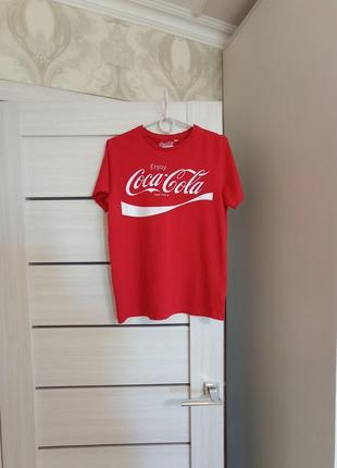 Футболка coca-cola.9 фото