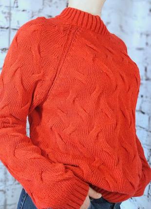 Красный свитер5 фото