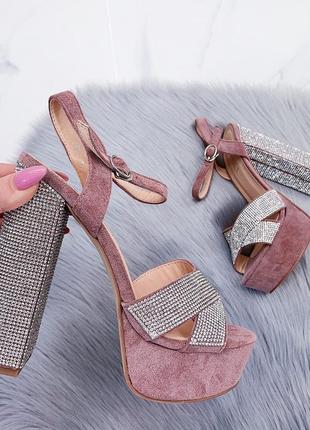 Распродажа! женские роскошные босоножки на каблуке со стразами stilli розовые1 фото