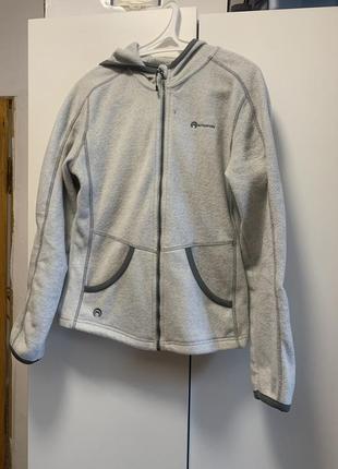 Фирменная флиска