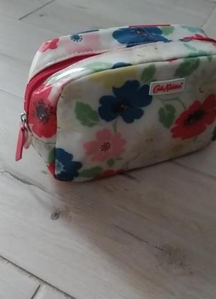 Фирменная косметичка cath kidston