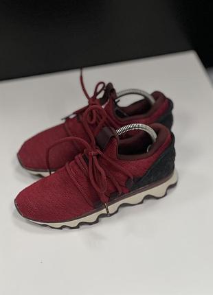 Кросівки sorel