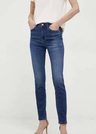 Джинси guess skinny 25-й розмір