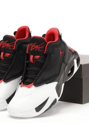 Чоловічі кросівки білі з чорним та червоним у стилі  nіke air jordan max aura 4