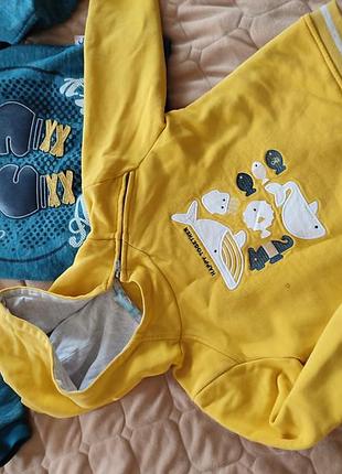 Две кофты на рост 104-110