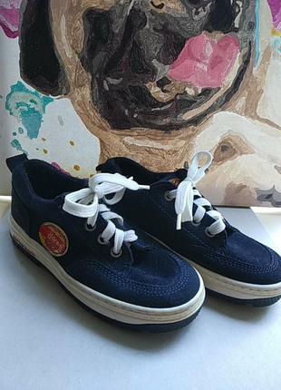 Ботинки из замши италия