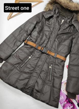 Куртка жіноча пуховик подовжена коричневого кольору з капюшоном від бренду street one s m1 фото