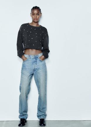 Свитшот от zara со стразами.