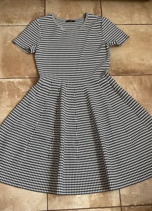 Lusio нейтральное платье (тяжелой упругой трикотаж) s-m