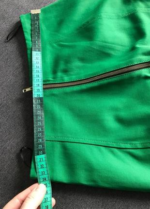 Зеленая юбка с молнией сзади6 фото