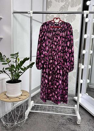 Красива рожева сукня-міді в лео принт, р. 16