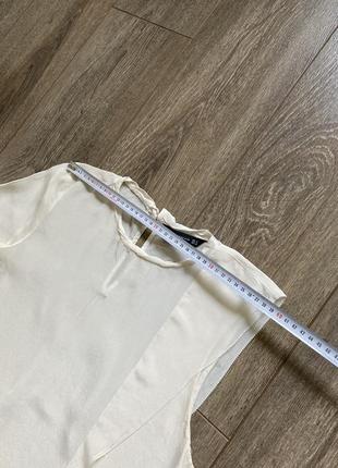 S/m шелковая молочная блуза с воланом стильная асимметричная с одним рукавом5 фото