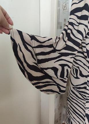 Плаття boohoo. 6