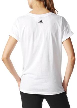 Стильная белоснежная футболка с портным принтом adidas 38/m3 фото