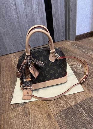 Сумка хорошего качества в стиле lv