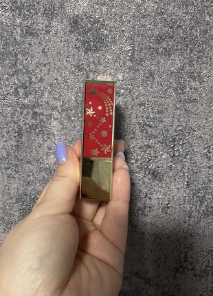 Помада estee lauder