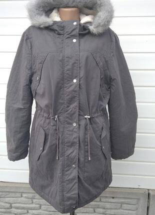 Зимняя женская куртка