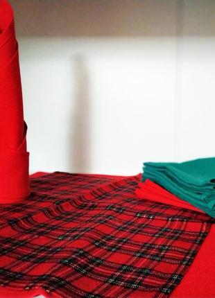 Набор столовых салфеток новогодний декор. размер 44 *45см.