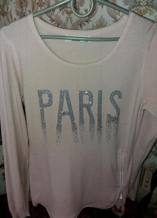 Нежно-розовая кофточка