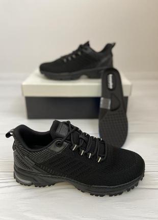 Черные текстильные кроссовки baas