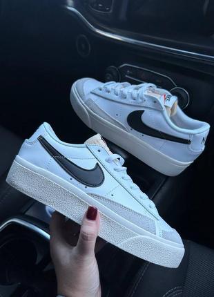 Nike blazer low platform