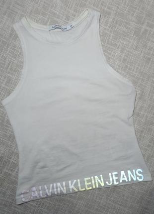 Calvin klein jeans
top. топ белый calvin klein jeans2 фото