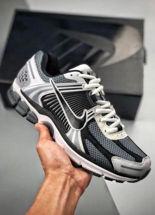 Nike zoom vomero 5