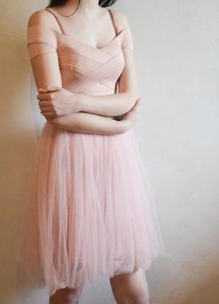 Женское платье с фатином1 фото