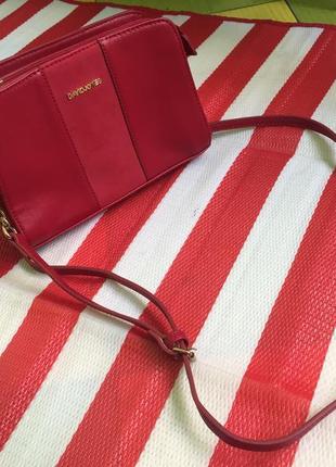 Красная стильная сумка david jones /кроссбоди/на цепочке1 фото