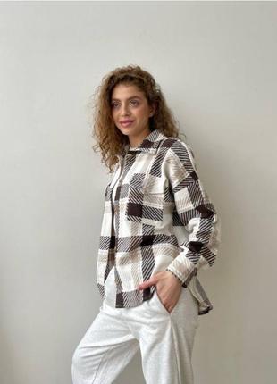 Кардиган широкая кашемир кашемировая оверсайз воротник обнятая прямая рубашка тепла в клетку длинная