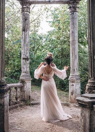 Весільна сукня в стилі бохо