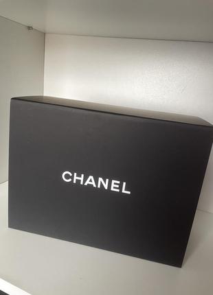 Chanel коробка на магнітах