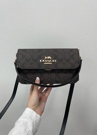 Сумка  brynn flap crossbody in signature canvas brown