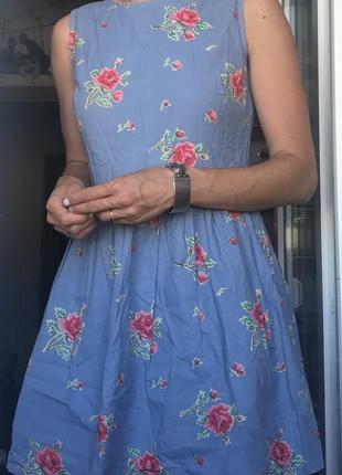 Платье с цветочным принтом3 фото
