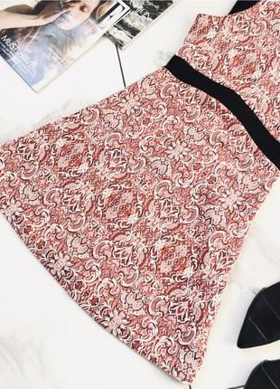 Платье zara с цветочным принтом в ковровом стиле5 фото