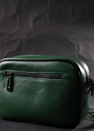 Интересная кожаная сумка с переплетами для стильных женщин vintage 22410 зеленая8 фото