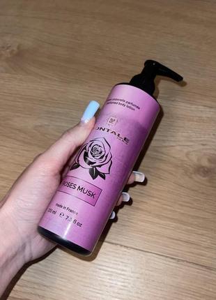 Парфюмированный лосьон для тела roses musk🌹крем со шлейфом