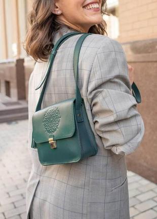 Шкіряна жіноча бохо-сумка лілу зелена9 фото
