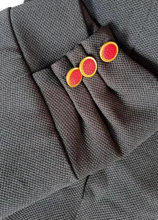 Пиджак с красными пуговицами, жакет с красными пуговицами3 фото