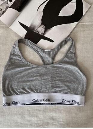 Calvin klein крутой серый топ1 фото